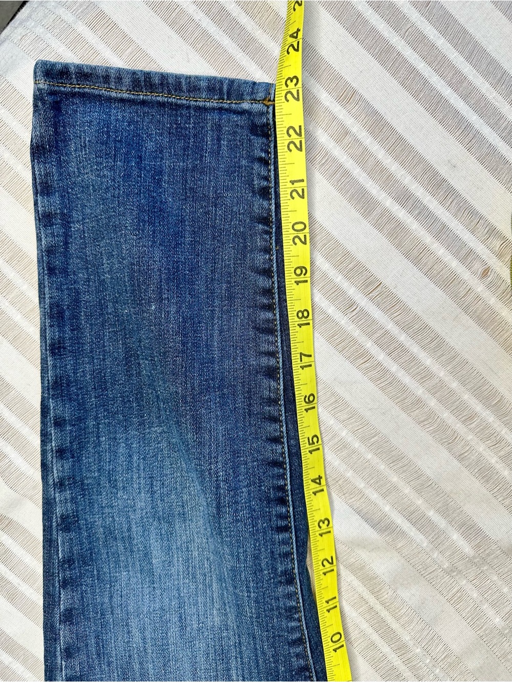 FRAME Denim Le Garçon Crop Medium Wash - Picture 6 of 7